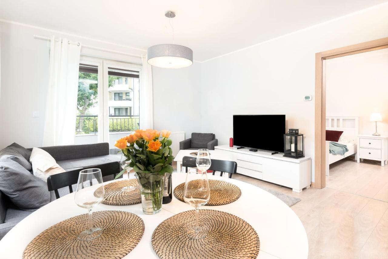 尤斯托尼莫斯基Apartament Mio Mare公寓 外观 照片